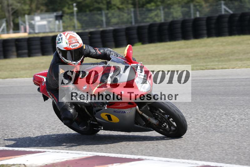 Archiv-2025/49 26.08.2025 Cornu Master School ADR/gruen-vert/104